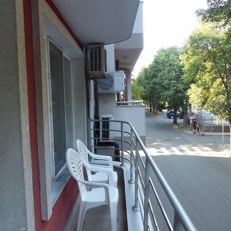Apartament Holiday Burgas Екстер'єр фото